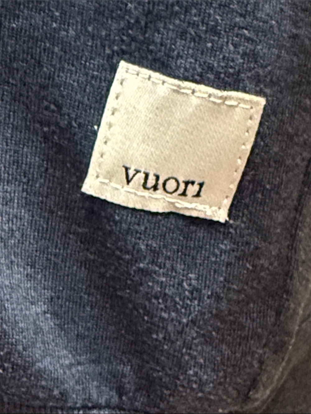 Vuori crewneck long sleeve top - Picture 3 of 5